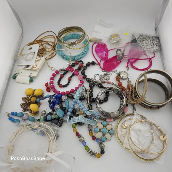 Mystery Bulk Jewelry reseller bag vintage- modern - Picture 1 of 8